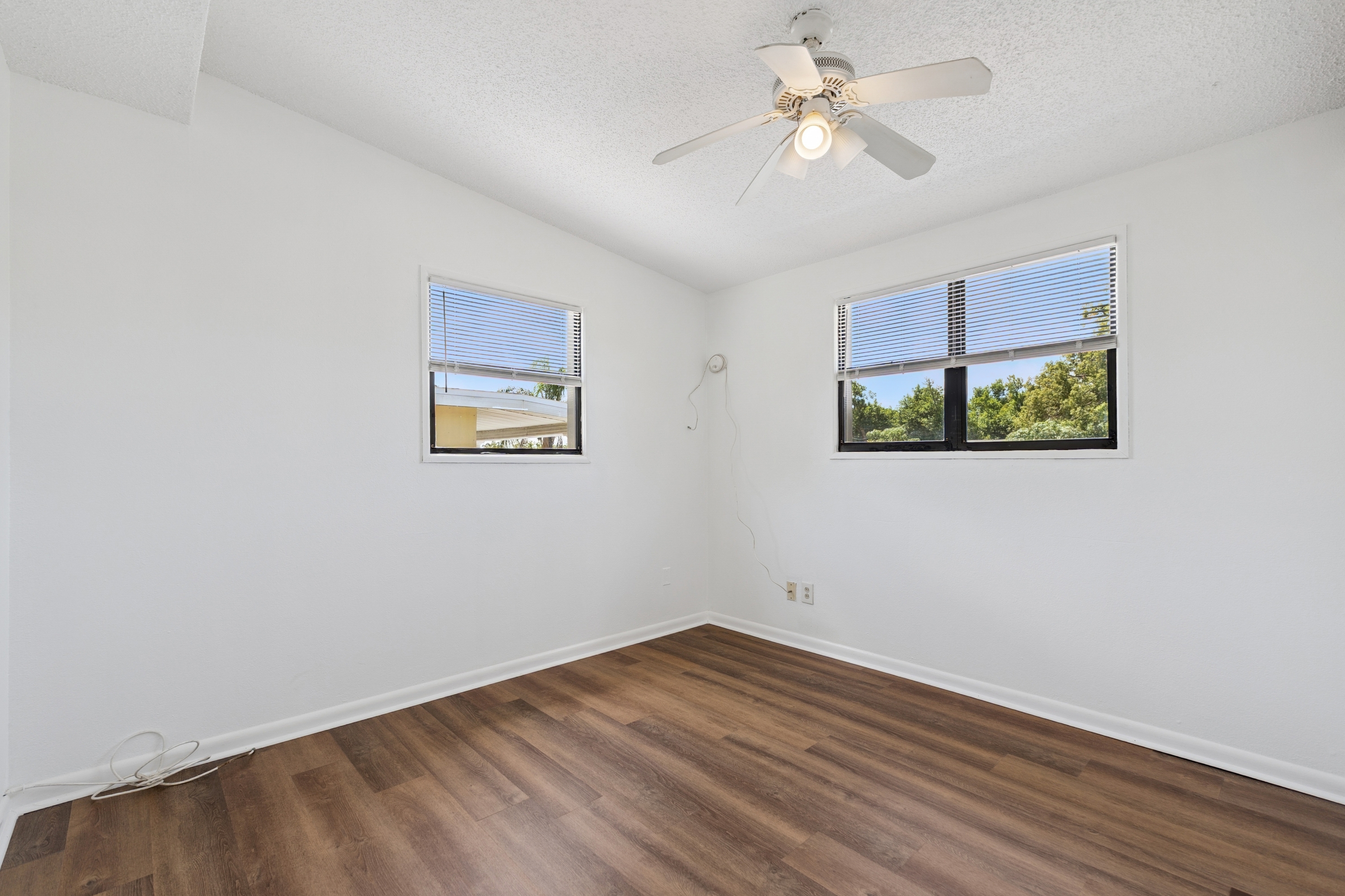 10543 117 Drive North