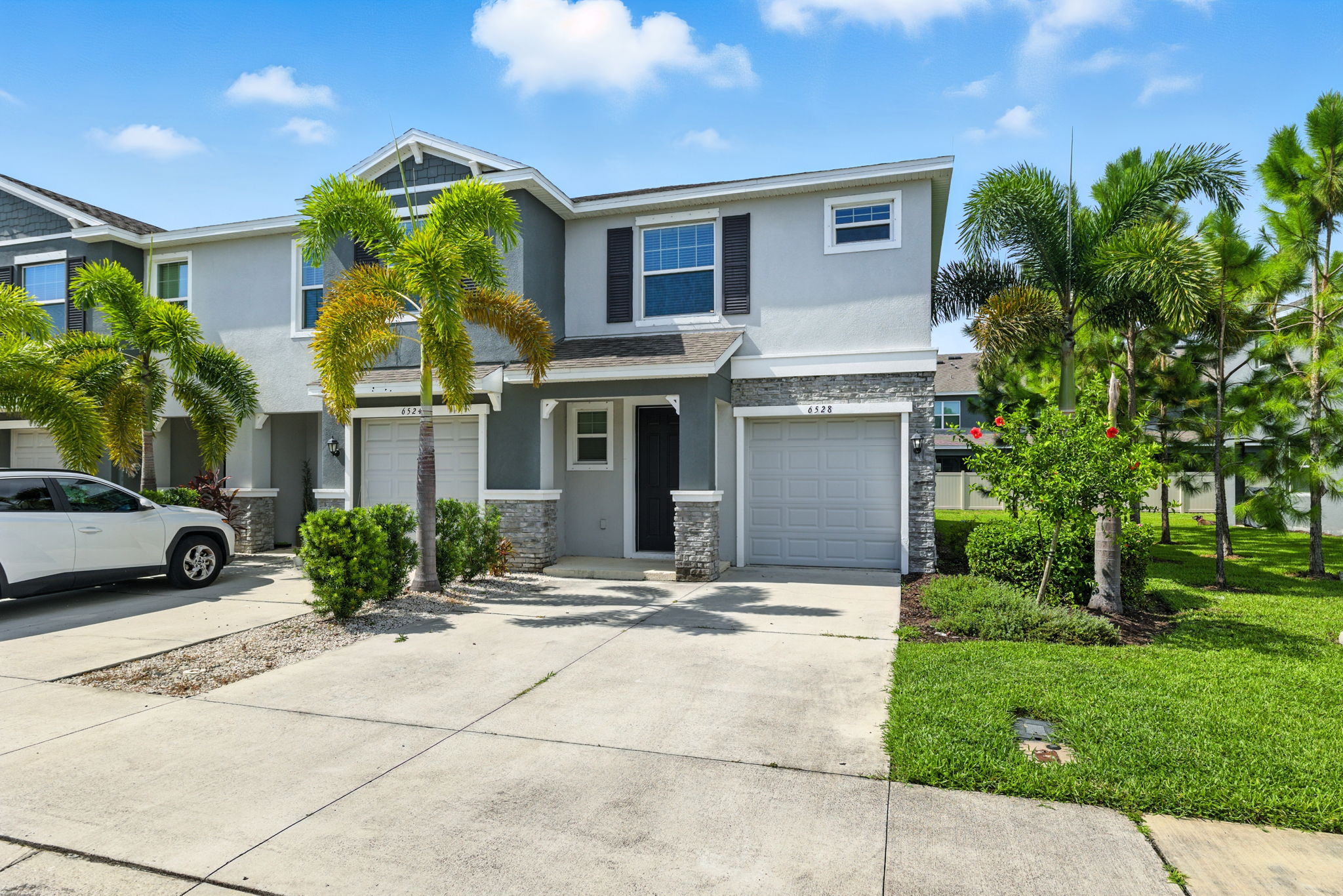 6528 Serenity Fall Ln